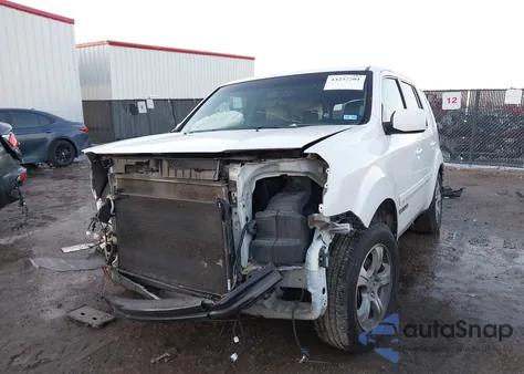 2015 Honda Pilot Ex-L z USA, uszkodzony, nr VIN 5FNYF3H57FB012756